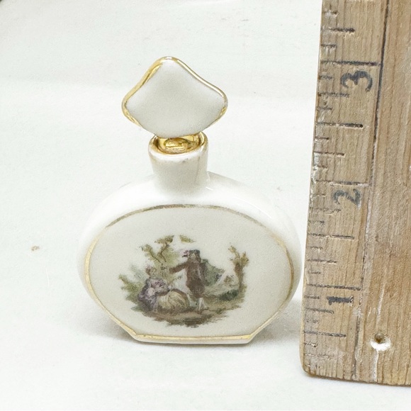 Vintage Germany Gold Tone Painted Porcelain Couple Empty Perfume Bottle - Picture 7 of 8